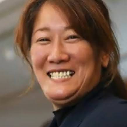 津野 采子